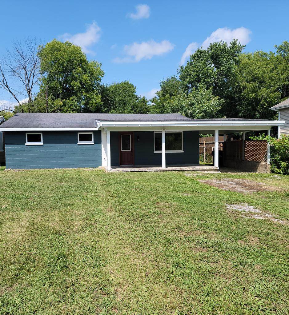 225 Henderson Ave - Photo 1