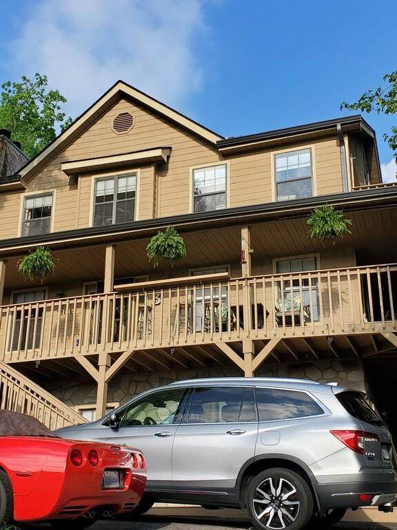 1101 Oak Ct - Photo 1