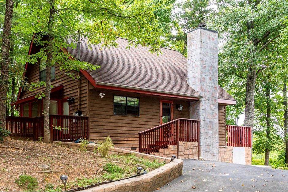 520 Deer Path Ln - Photo 1