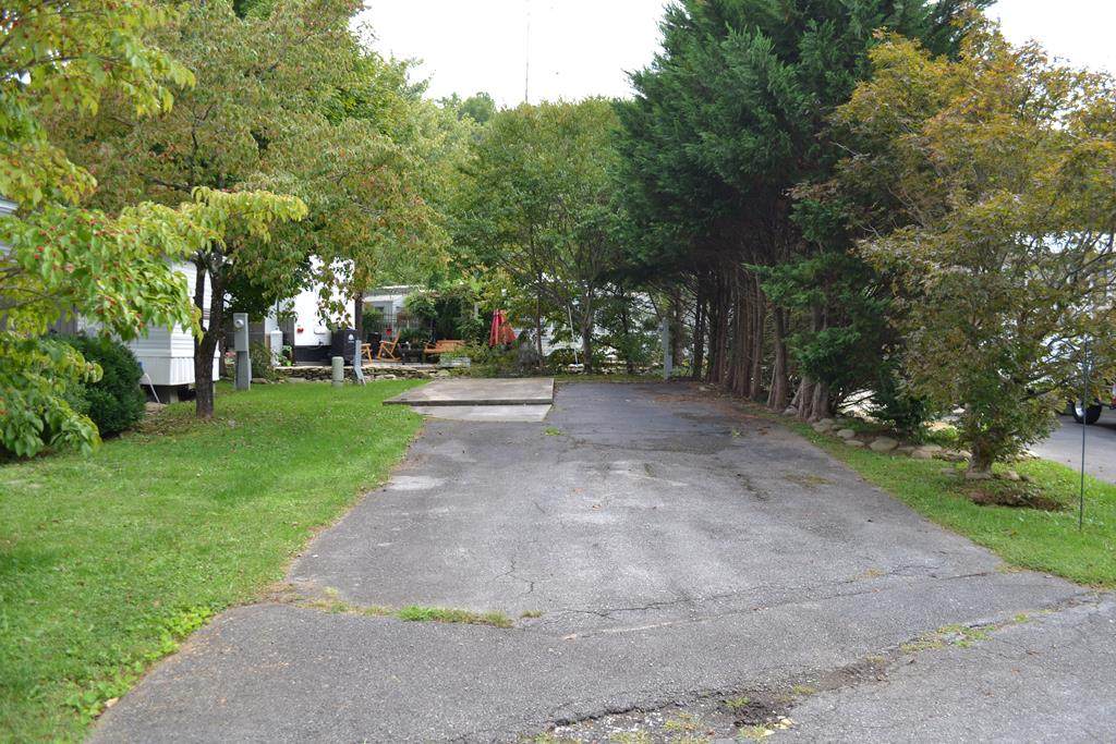 4223 Parkway - Photo 1