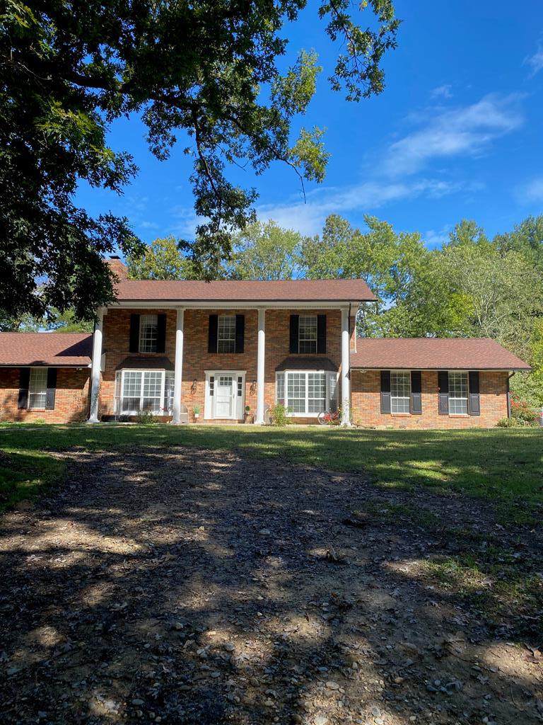 1302 Poplar Ct - Photo 1