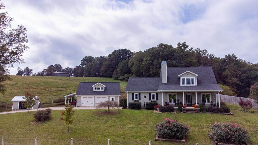 2413 Lynx Rd - Photo 1