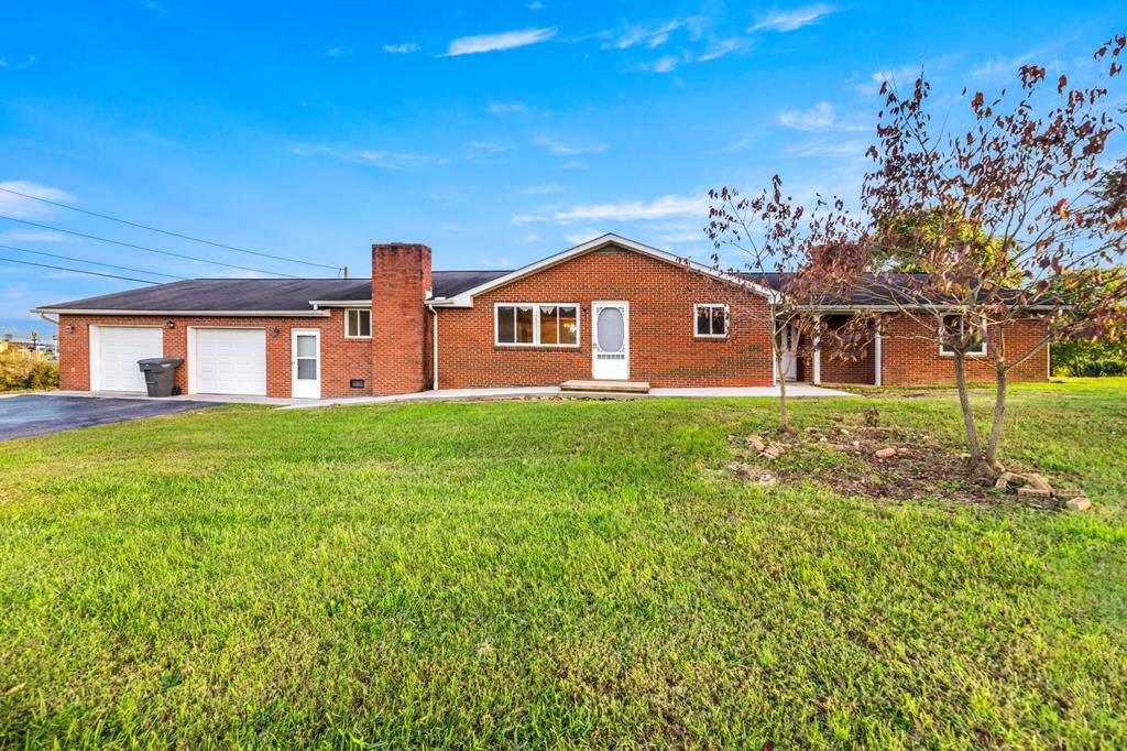 310 Goose Creek Road - Photo 1