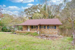 689 Outer Drive - Photo 1