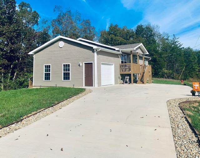 1044 Lake Smoky Rd - Photo 1