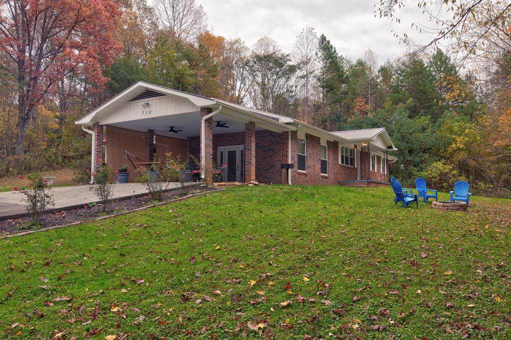 710 Highland Dr - Photo 1