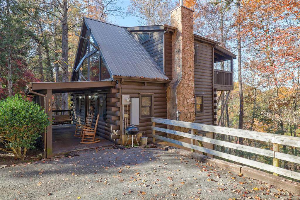 1807 Foothills Forest Way - Photo 1