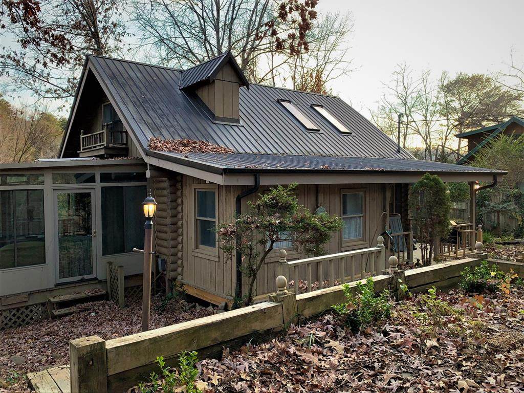 706 Schneider Lane - Photo 1