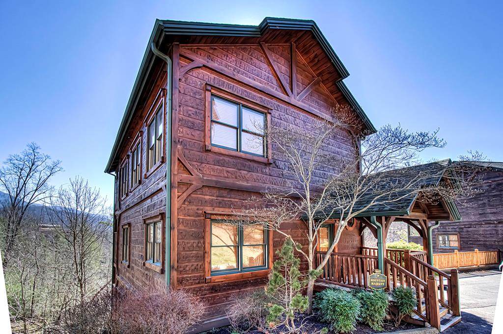 808 Great Smoky Way - Photo 1