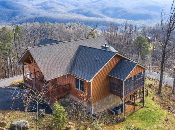 1017 Deer Path Ln - Photo 1