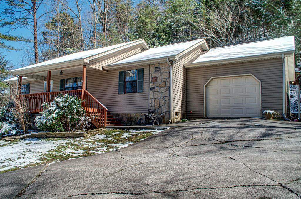 3764 Dollys Drive - Photo 1