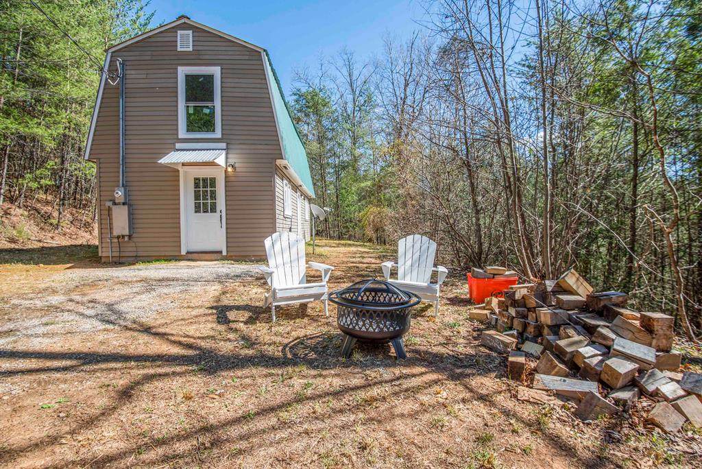 1721 Bourne Way - Photo 1