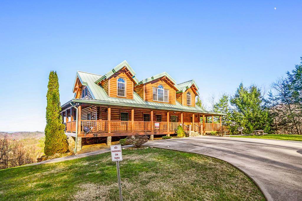 2425 Majestic View Way - Photo 1