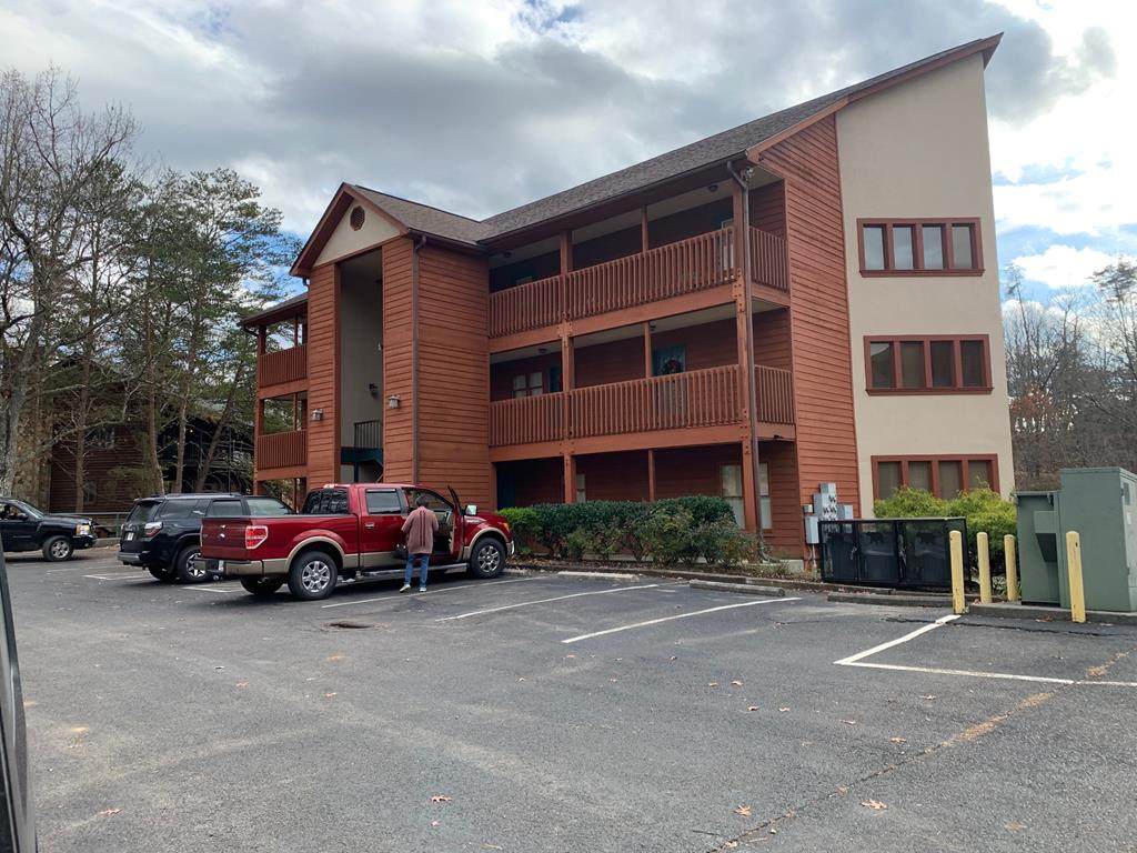 3729 Plaza Way - Photo 1