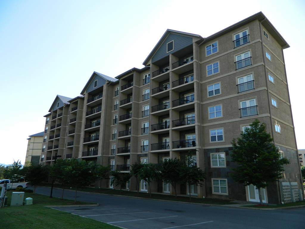 124 Plaza Drive - Photo 1