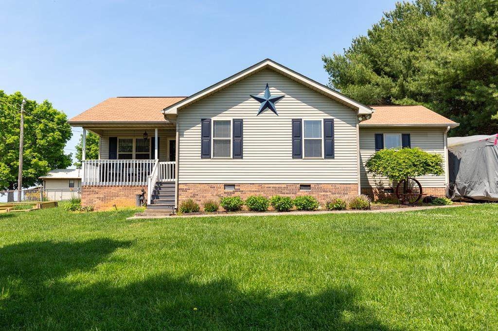 719 Reflection Way - Photo 1