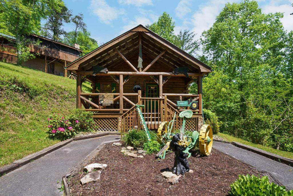 2210 Hidden Mountain Rd - Photo 1