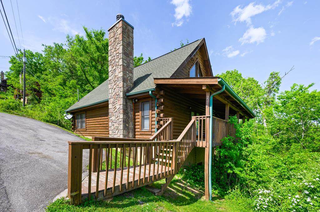 2213 Eagle Feather Dr - Photo 1