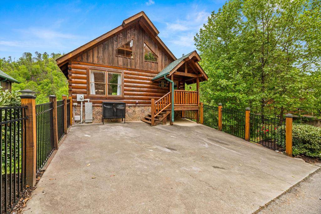 830 Black Bear Cub Way - Photo 1