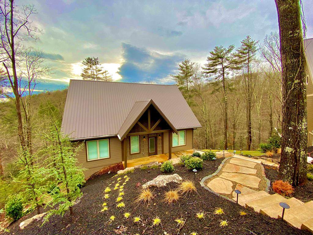 909 Saddle Creek Way - Photo 1