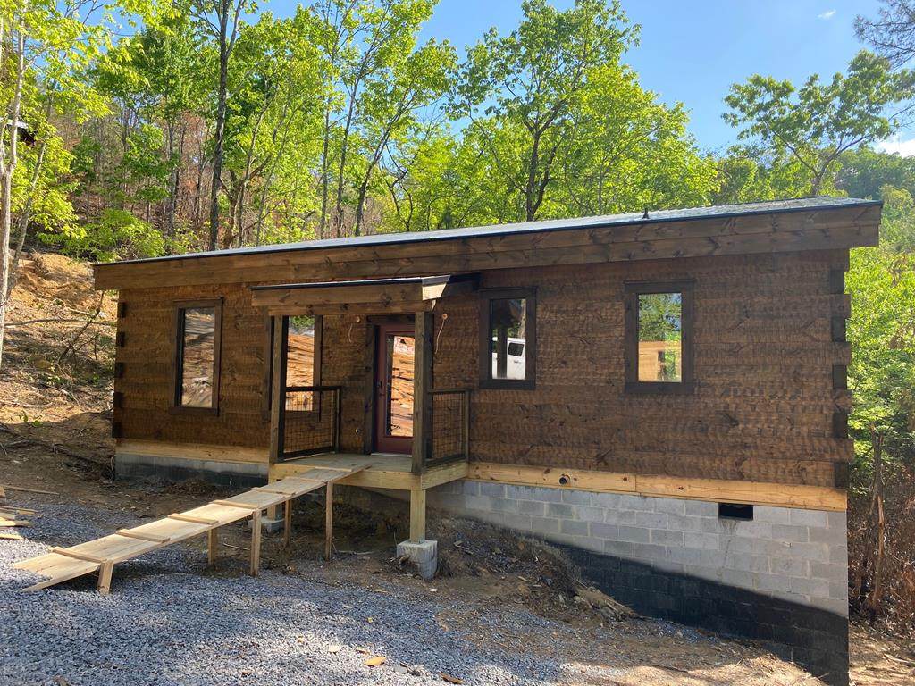 3113 Donegal Way - Photo 1