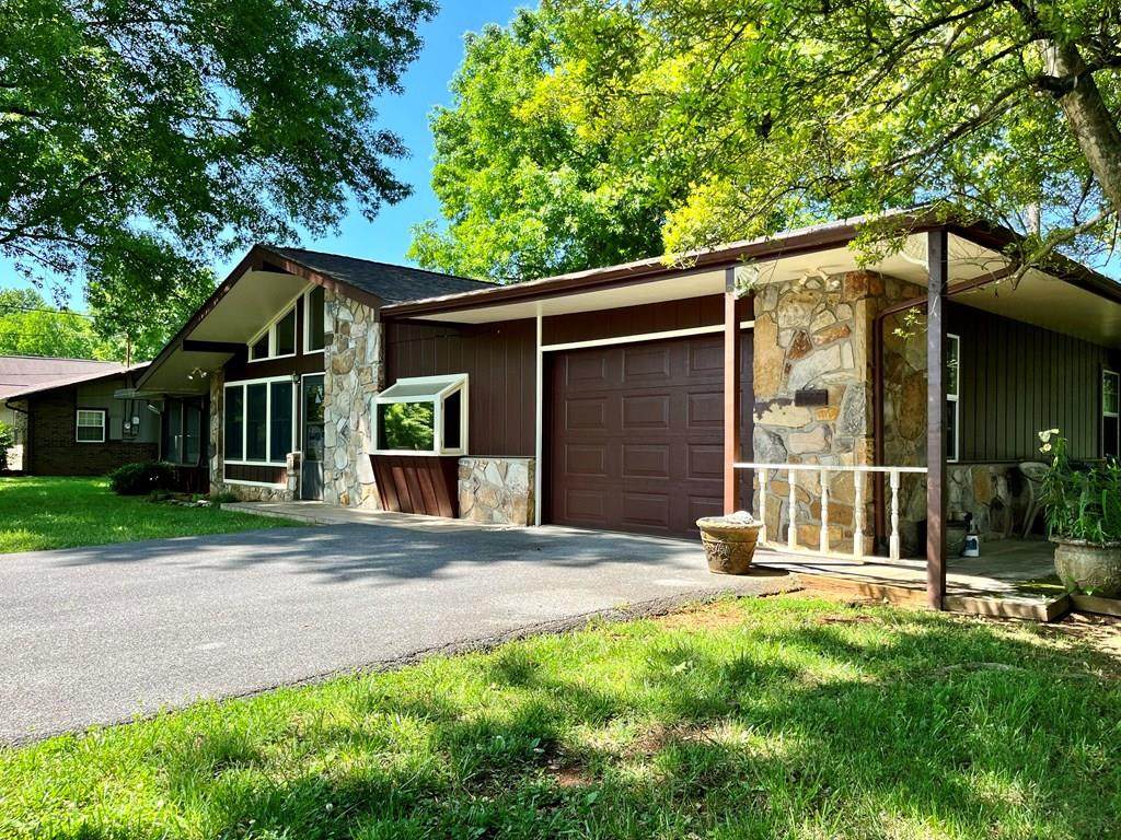 254 Grandview Dr. - Photo 1