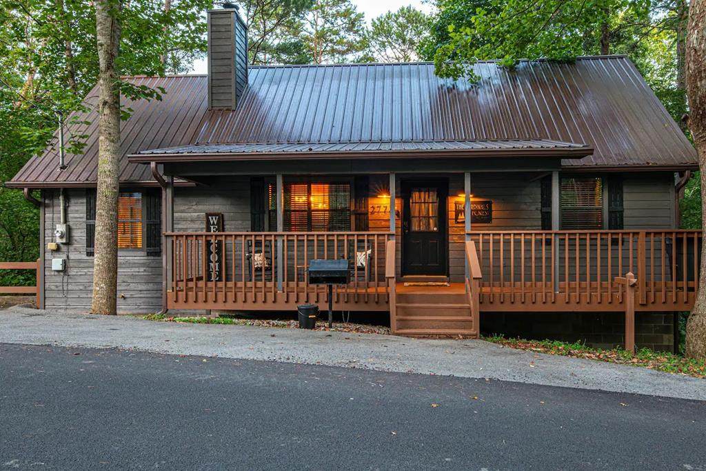 2772 Easy St - Photo 1