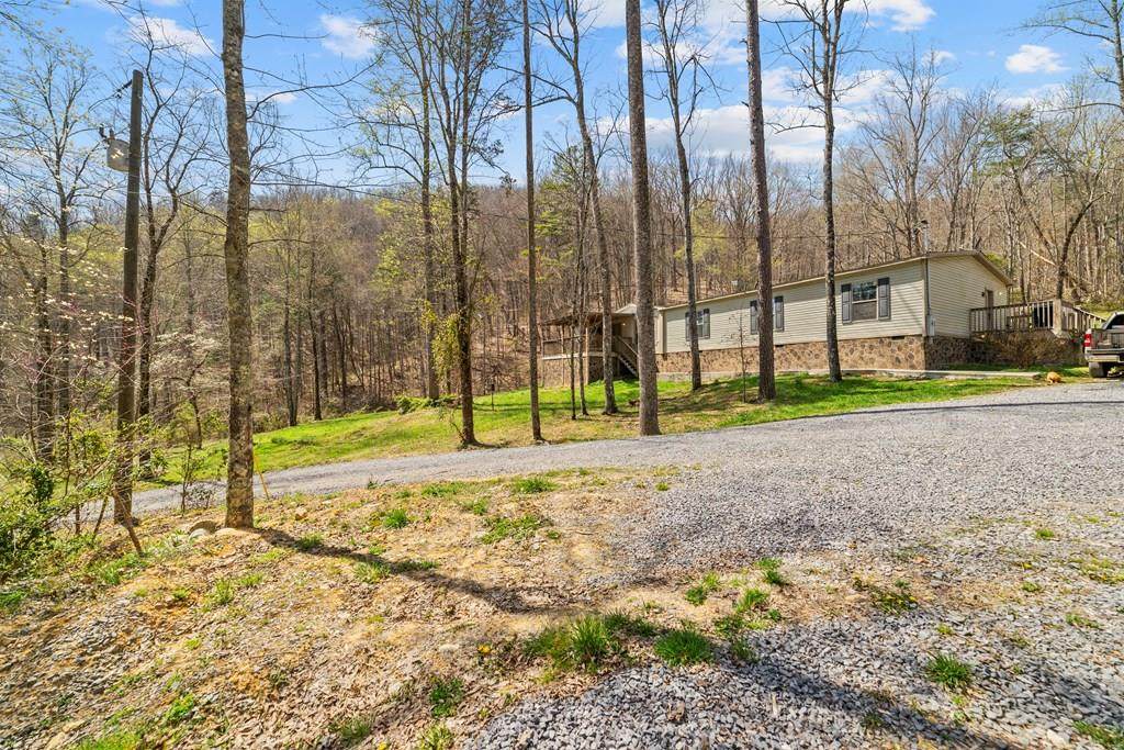 912 Ditney Way - Photo 1