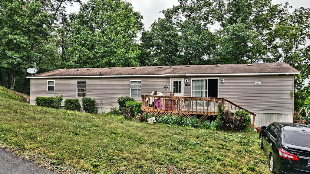 625 N Cunningham - Photo 1