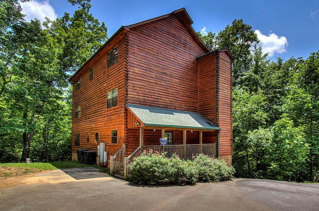 1508 Chipmunk Way - Photo 1