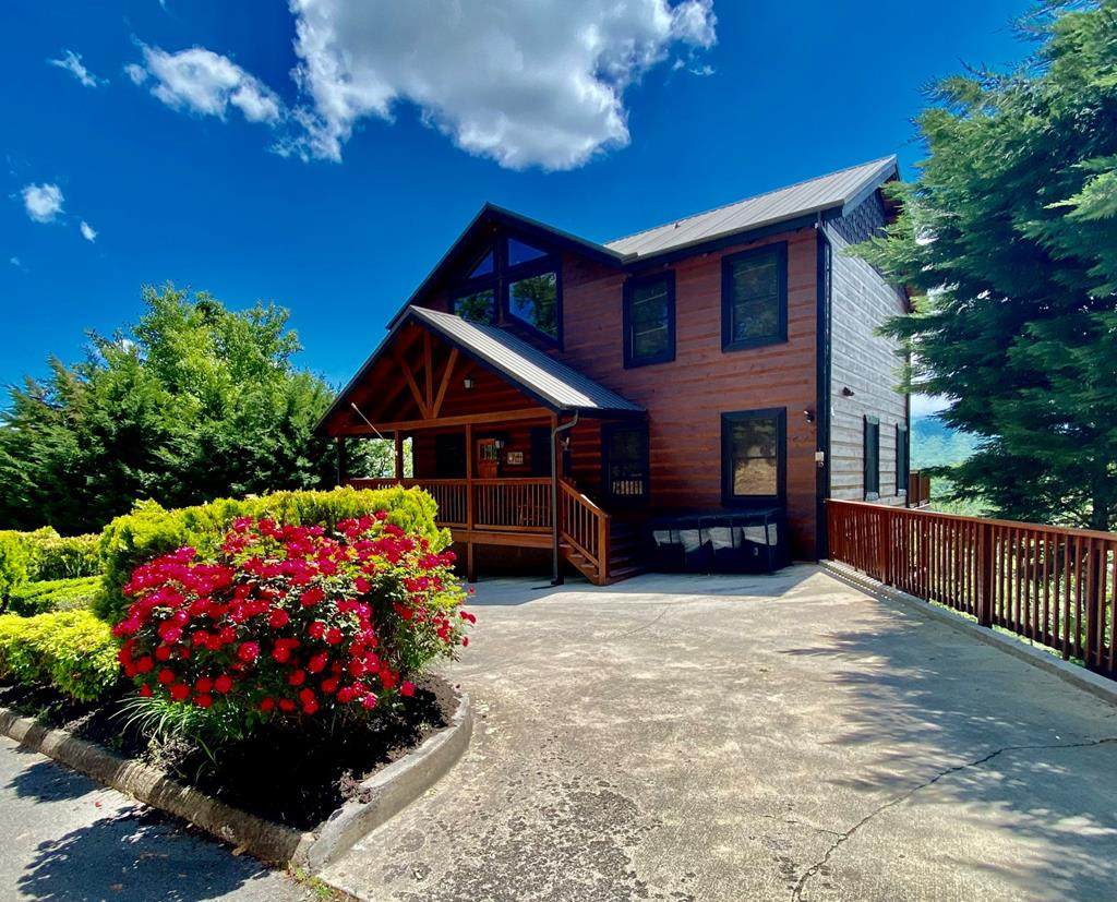 1723 Pinestand Ridge Way - Photo 1