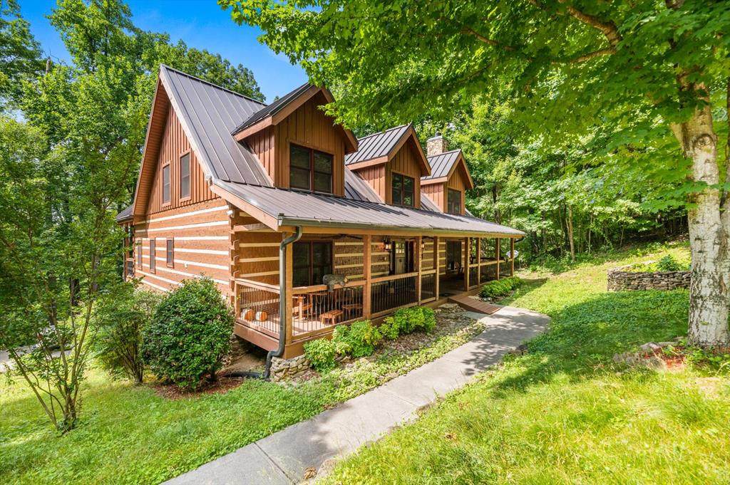 3128 Lexy Ln - Photo 1