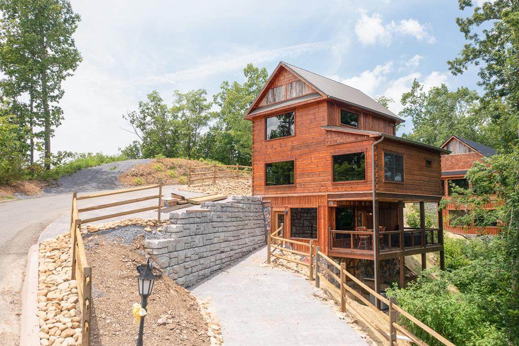2412 Hawks Nest Way - Photo 1
