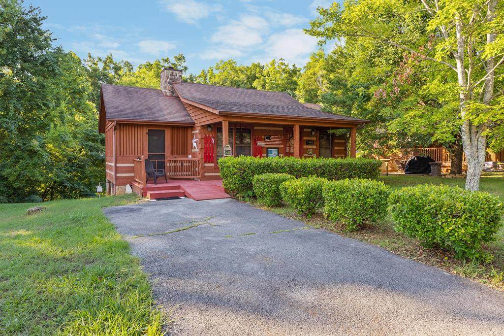 1015 Walini Way - Photo 1