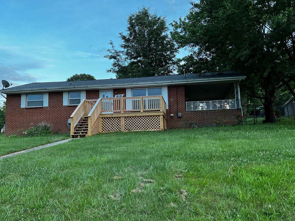 819 Navajo Dr - Photo 1