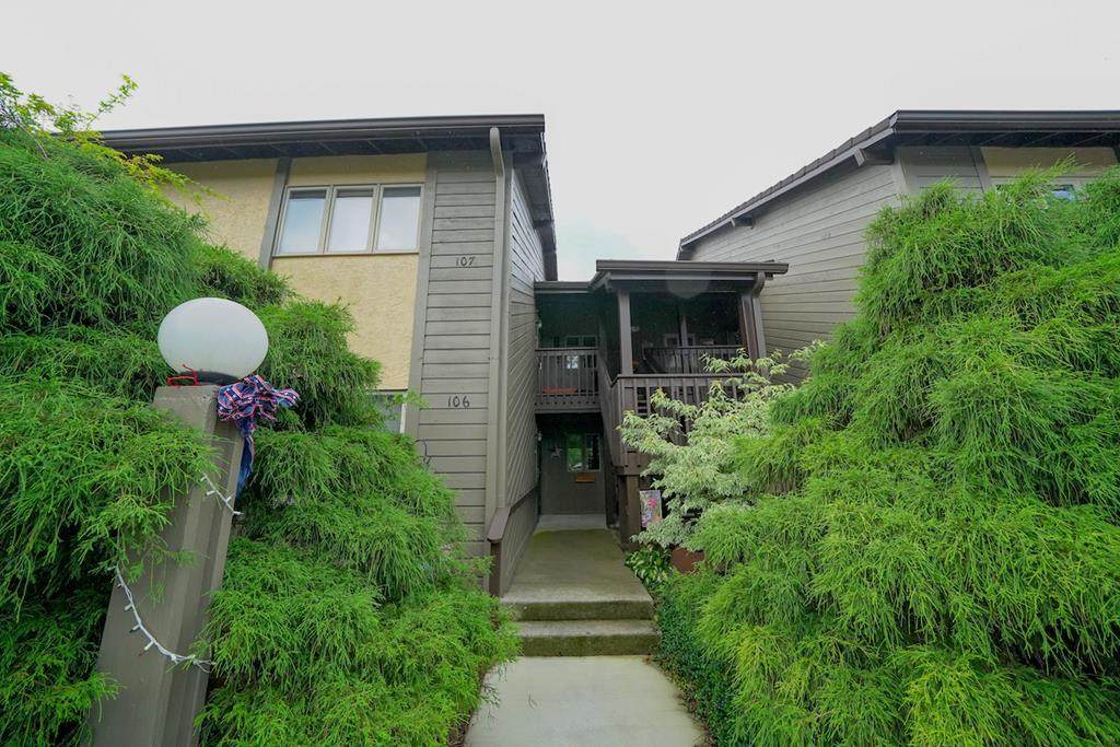 1050 Ski View Dr - Photo 1