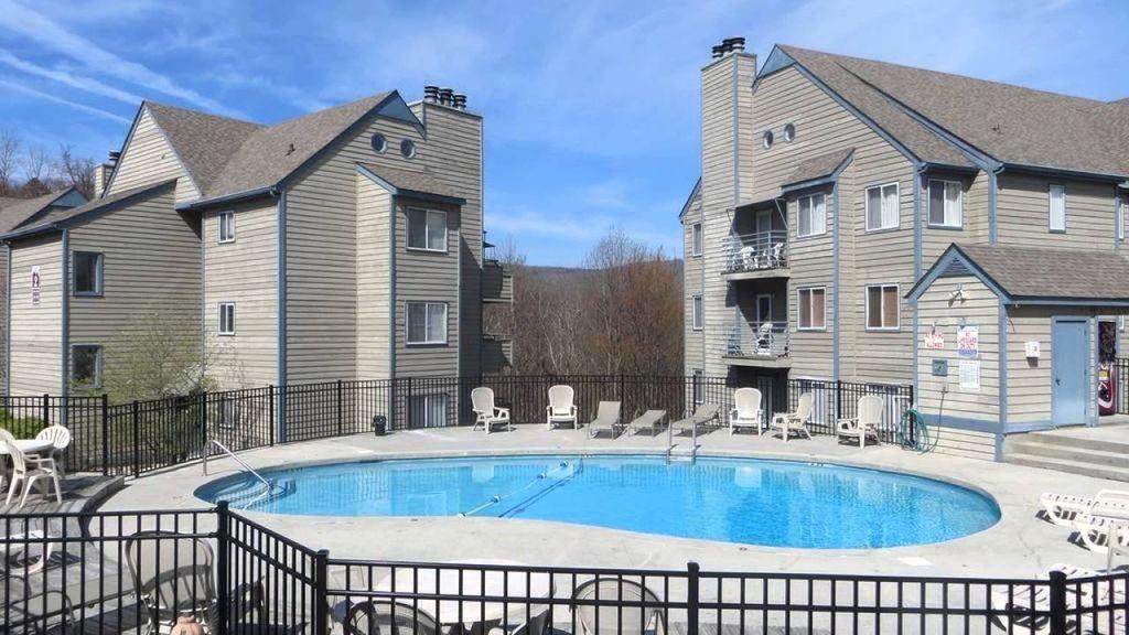 1260 Ski View Dr - Photo 1