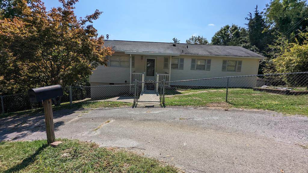 126 Cedar Hills Rd - Photo 1