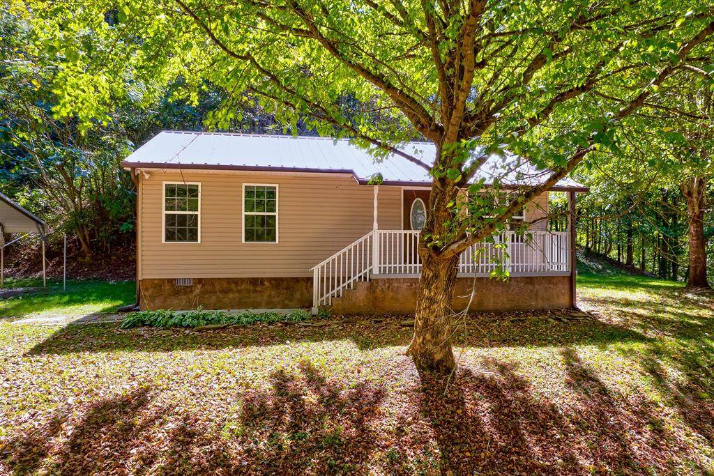 1347 Deer Trail - Photo 1