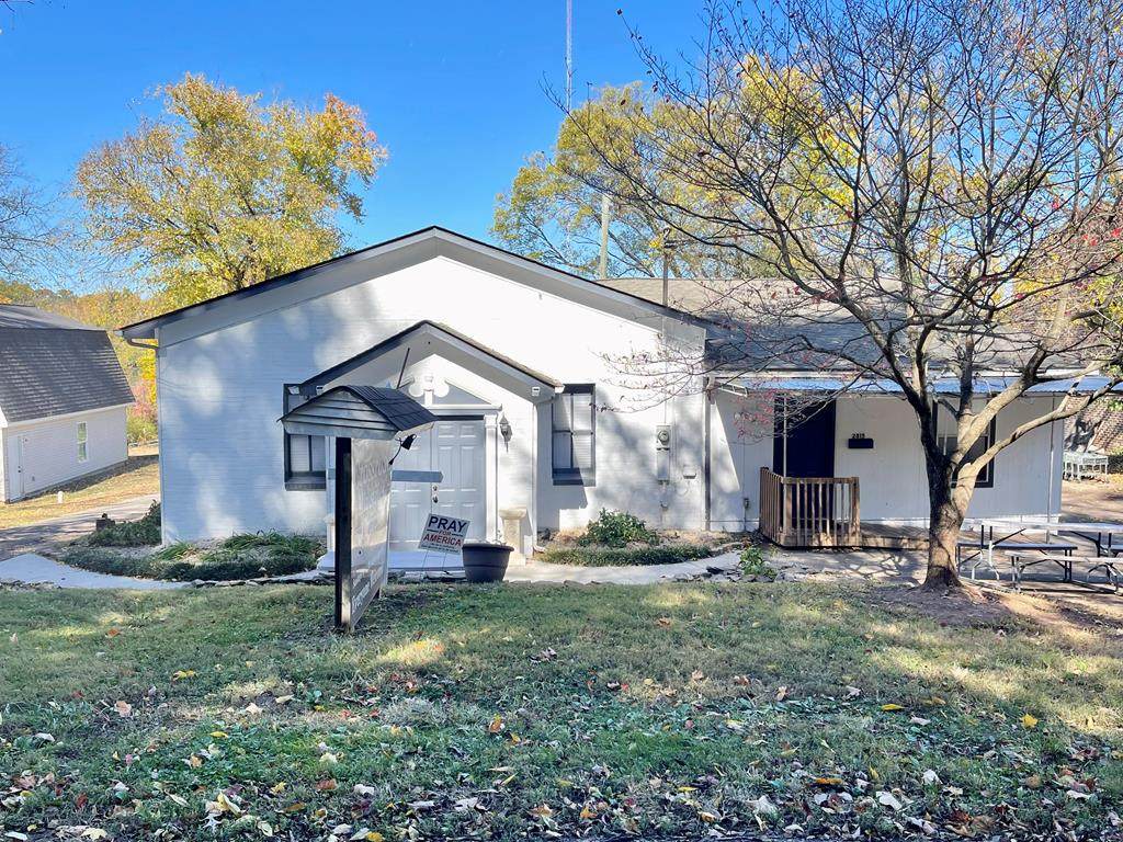 2815 Jersey Avenue - Photo 1