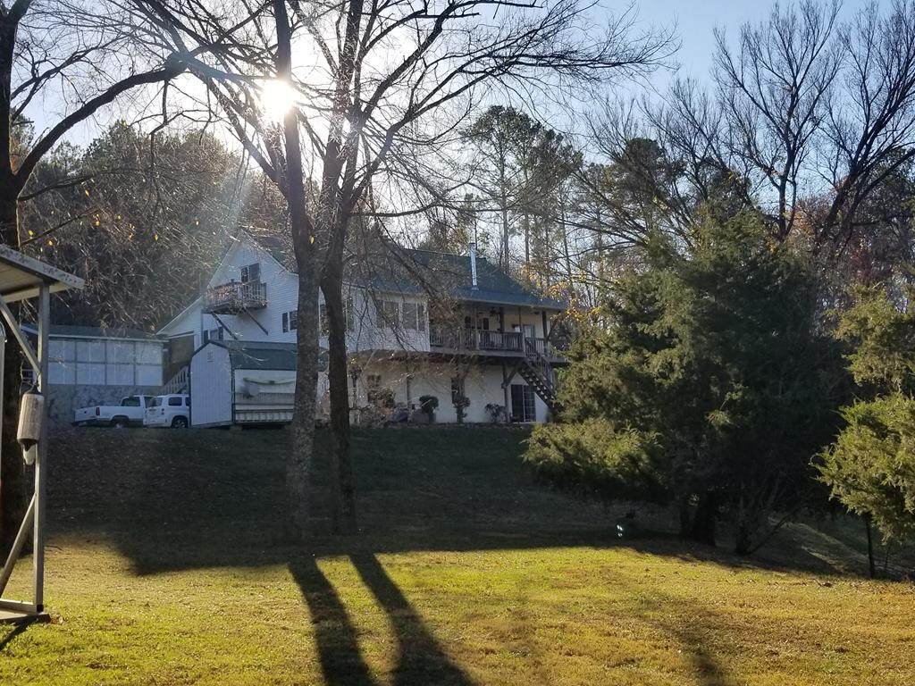 2622 Lakeside Drive - Photo 1