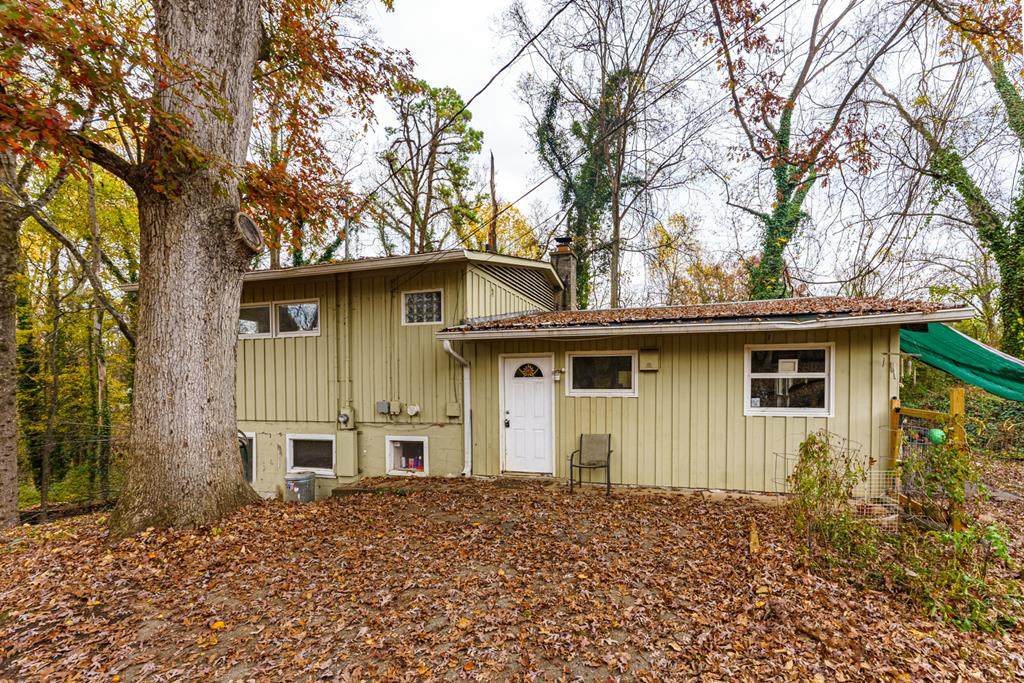 8220 Tamarack Rd - Photo 1