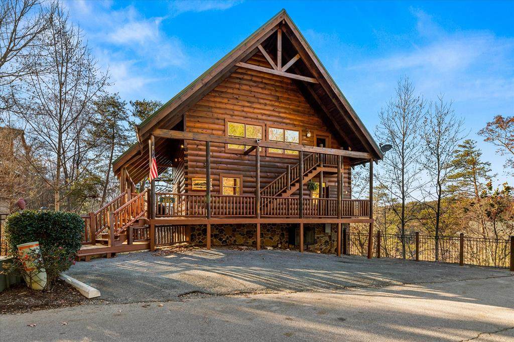 1035 Black Bear Cub Way - Photo 1