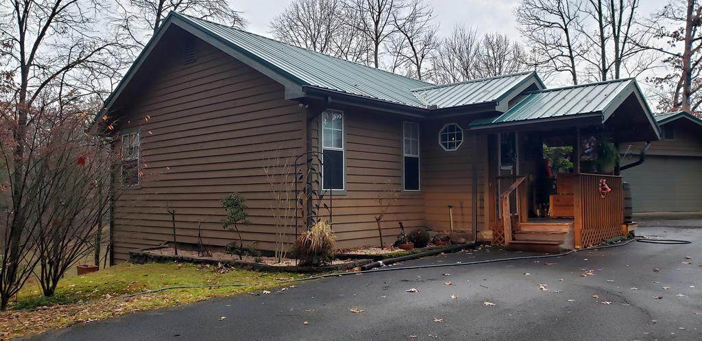 4108 Fox Hunters Ln - Photo 1