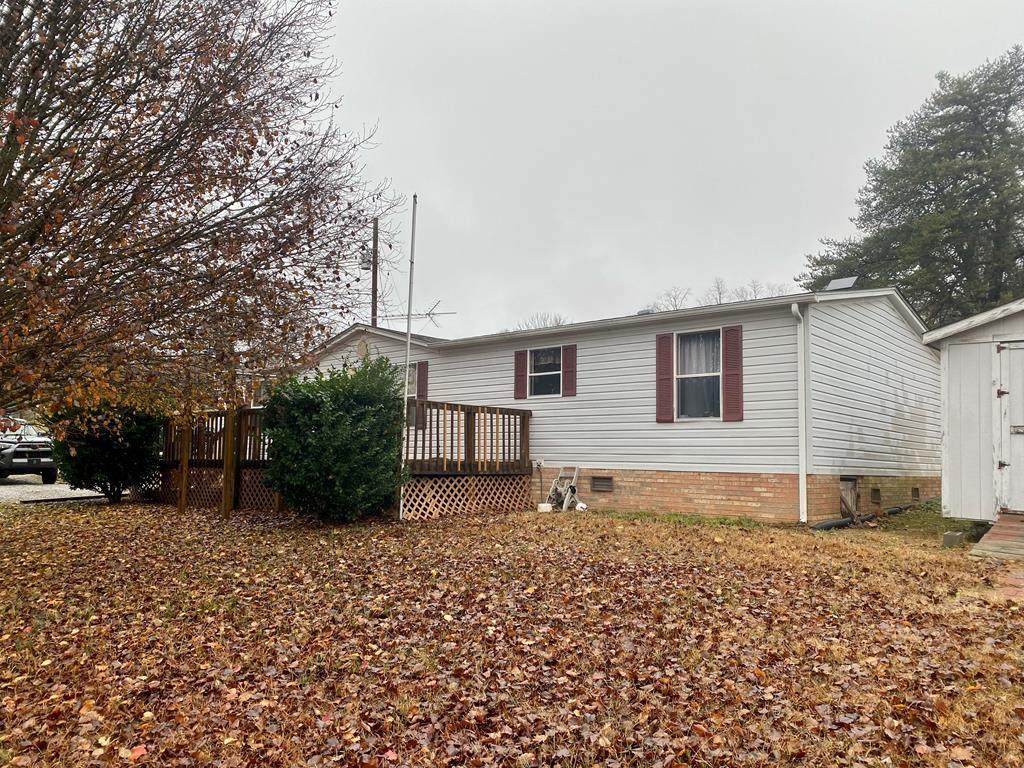 2956 Cherokee Drive - Photo 1