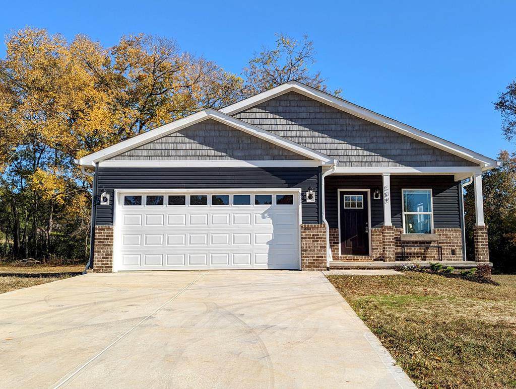 336 Garden Ln - Photo 1