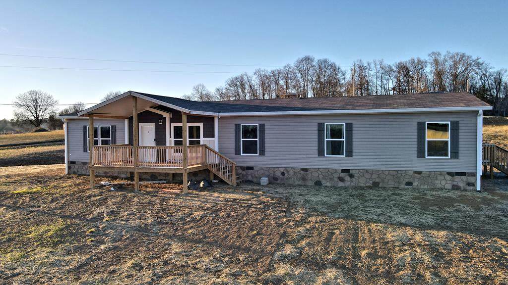 1530 Westwood Rd - Photo 1