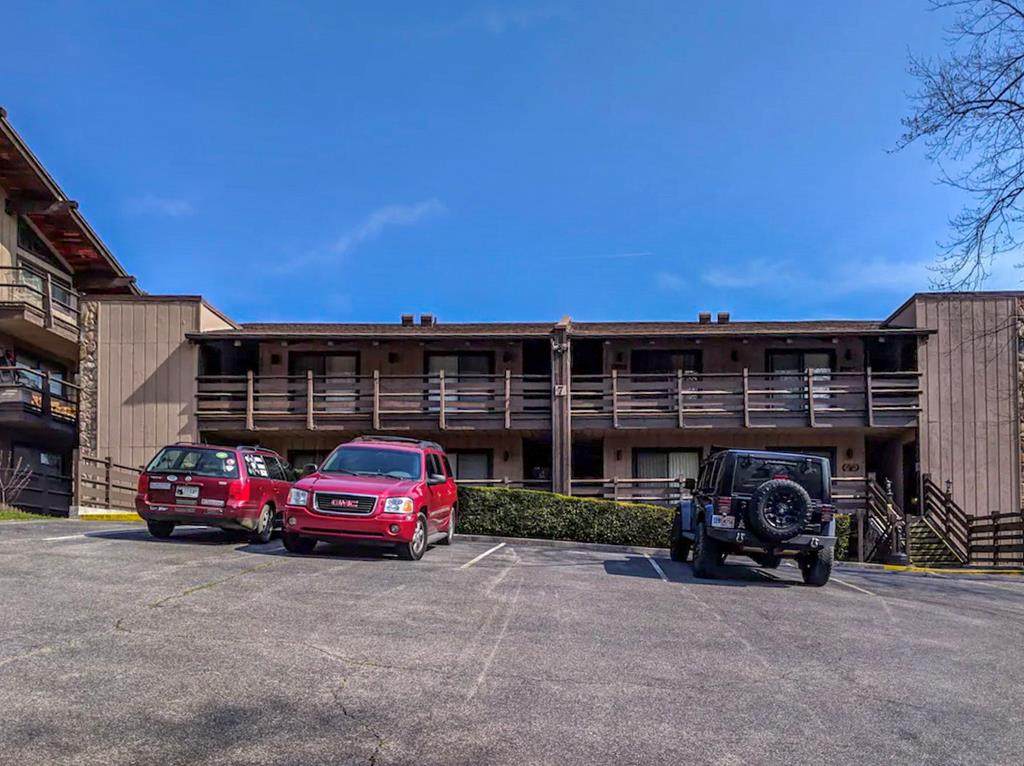 1081 Cove Rd - Photo 1