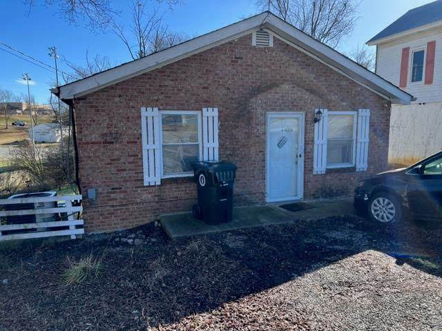 1032 East Morris Blvd - Photo 1