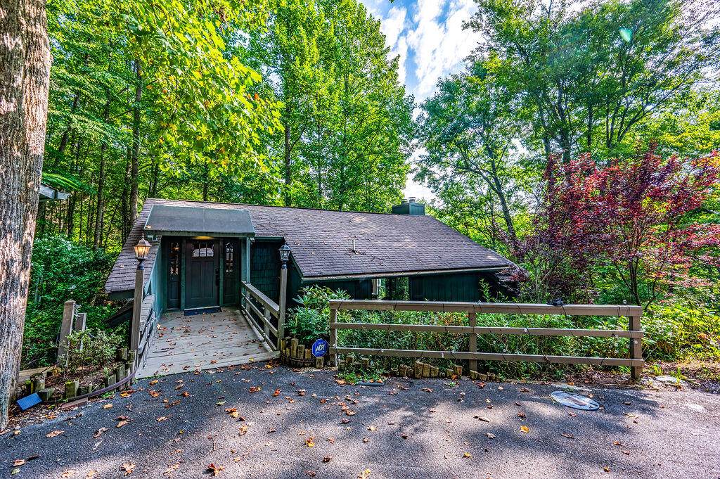 3615 Birdie Lane - Photo 1